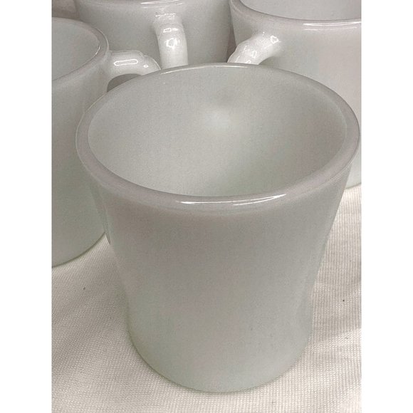 Vintage Fire King Milk Glass Mugs Anchor Hocking Coffee Tea Cup D Handle Gift 4 - Picture 1 of 5